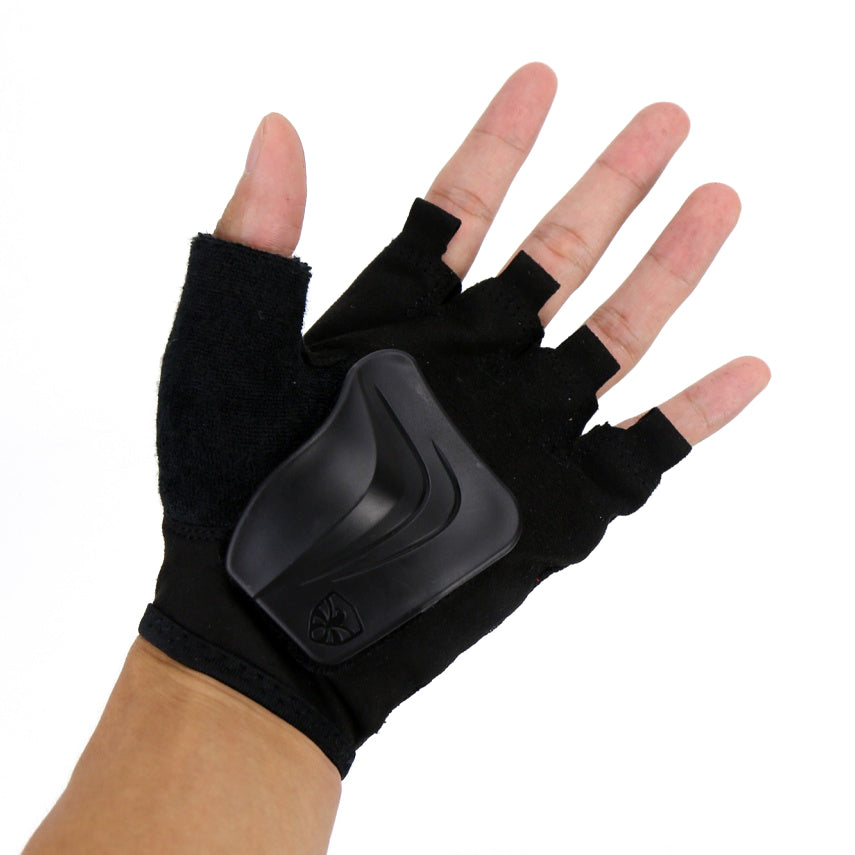 Skater wearing FlyingEagle black PERFORMANCE gloves doing outdoor roller skating moves