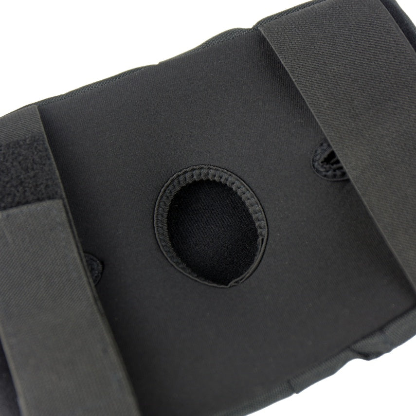 Elastic stitched black ARMOUR knee pads firm fixed position anti-shock skating knee pads