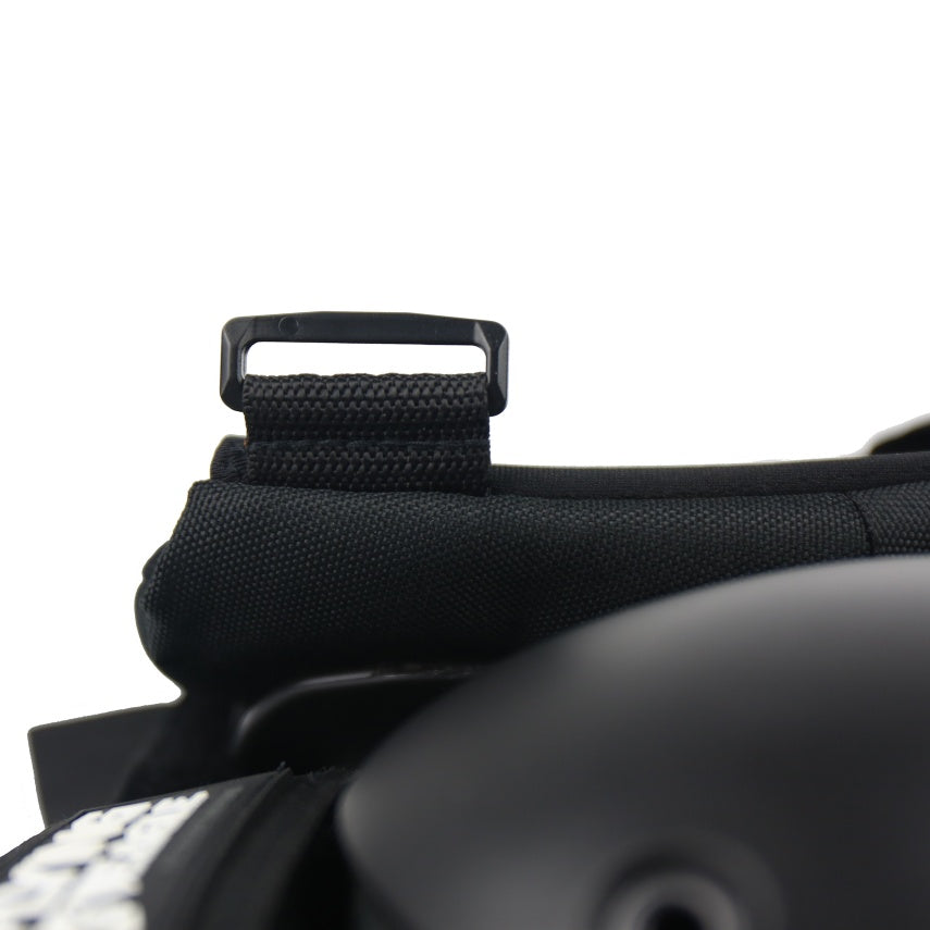 Adjustable elastic fitting knee pads stay in place without slipping during sports