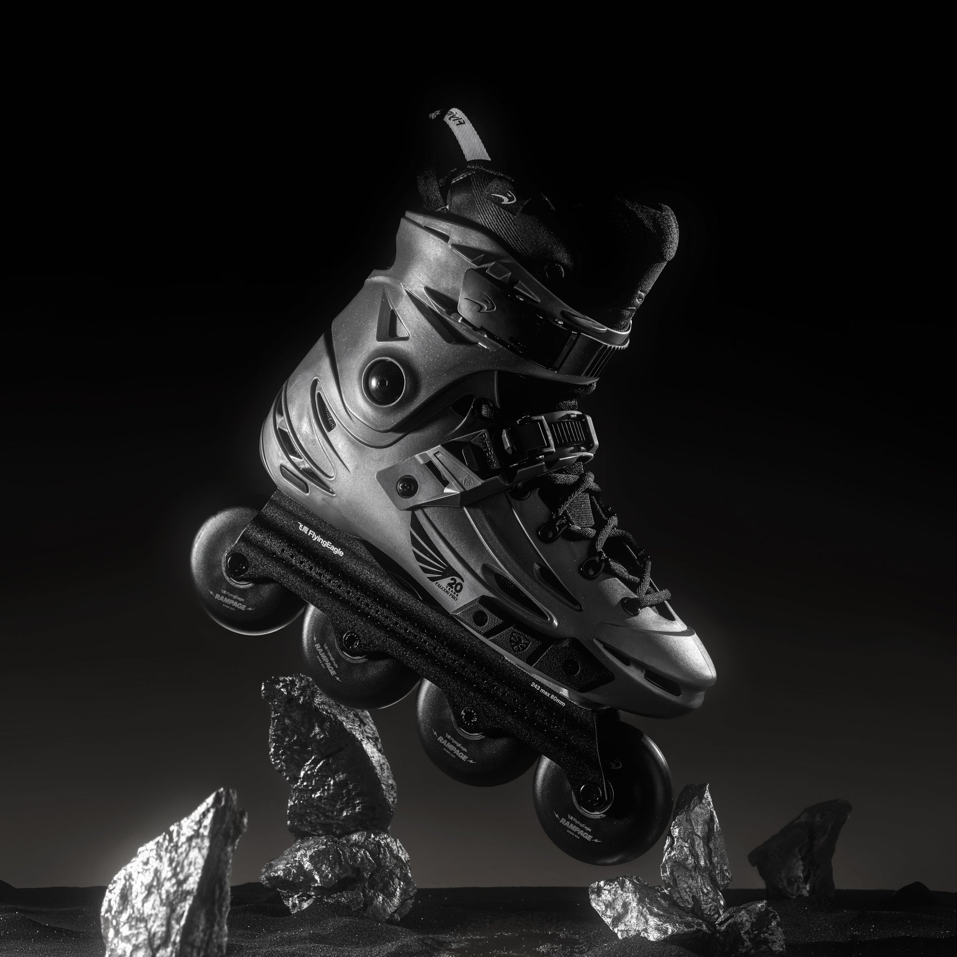 FlyingEagle FALCON Pro titanium VOID Alu 6000 CNC extruded skate 