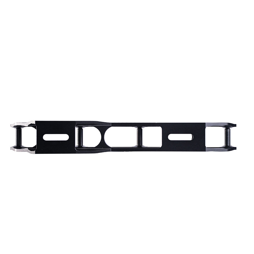Low-profile HORIZON L80 black frame, keeps skaters close to ground for stable performance