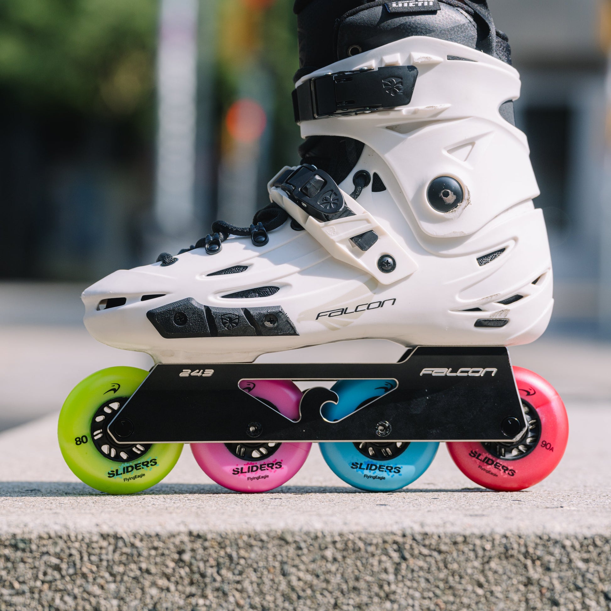 FlyingEagle inline skates equipped with SLIDERS 90A wheels, 72/76/80mm for sliding and braking training
