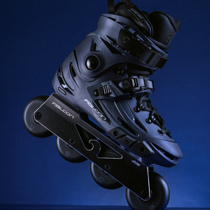 フライングイーグルF6Sファルコン　サイズ43 インラインスケート新品 Amazon.co.jp: Flying Eagle F6 Falcon Pro Freeskates - 大人用
