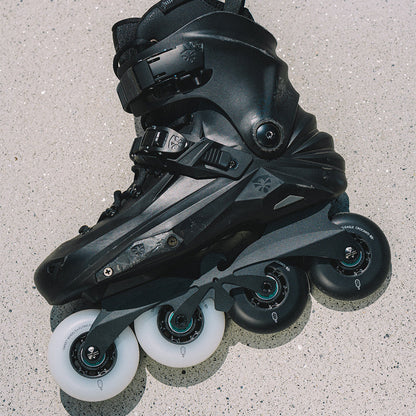 Inline skates equipped with Flying Eagle  Wheels CROCANTI ICE CREAM bullet PU wheels, rigid fast rolling for smooth durable speed skating