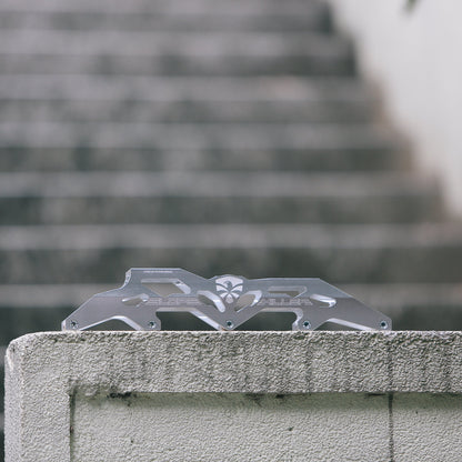 FlyingEagle SLOPE KILLER silver 6000 aluminium frame 165mm fit for freeskate and urban skates