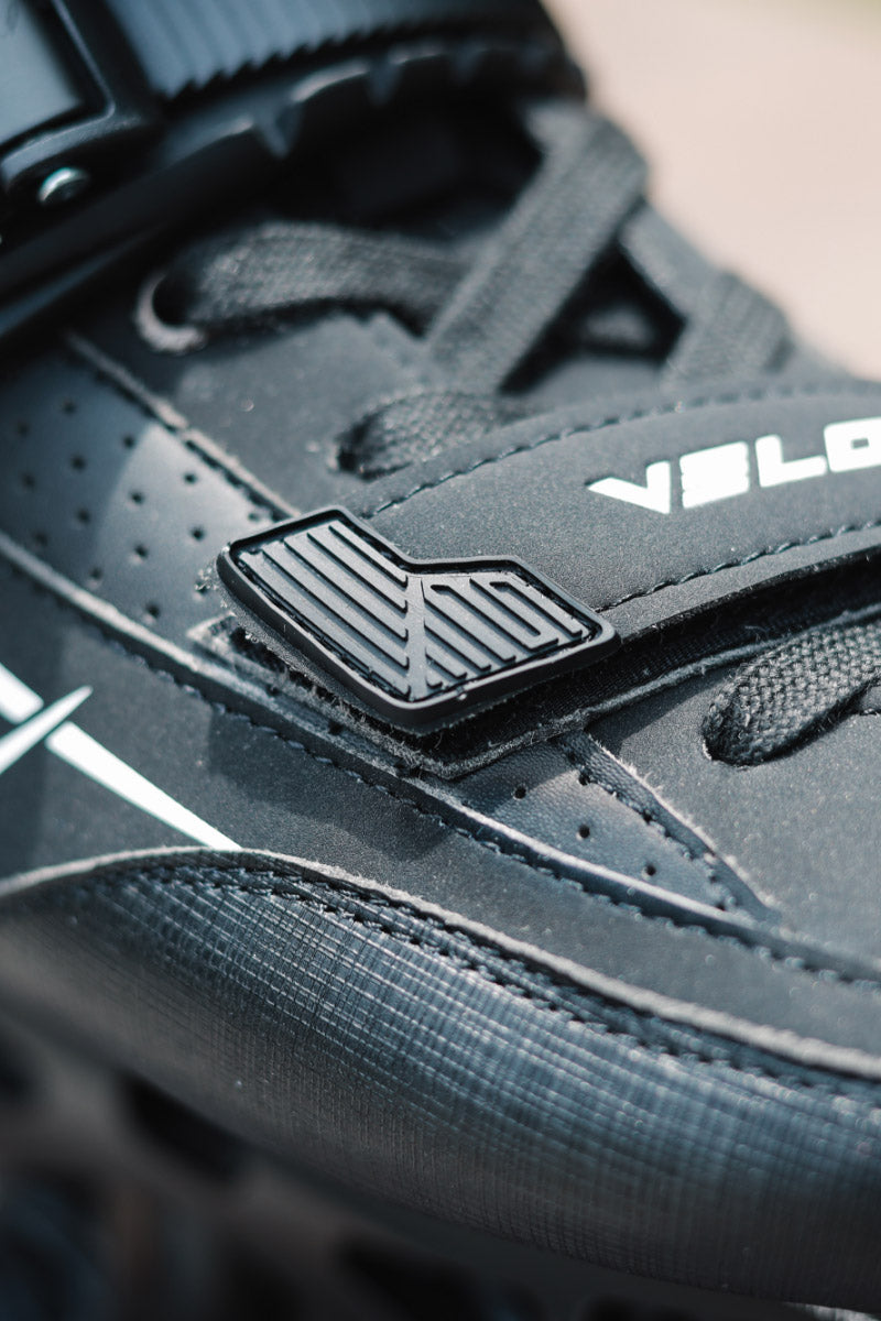Black FlyingEagle Veloce 2 inline skates for marathon and racing with toe strap