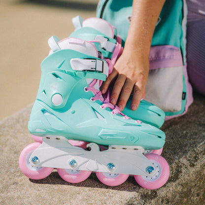 4 wheel Flying Eagle SHRIKE Lite skate with heel shock absorption design